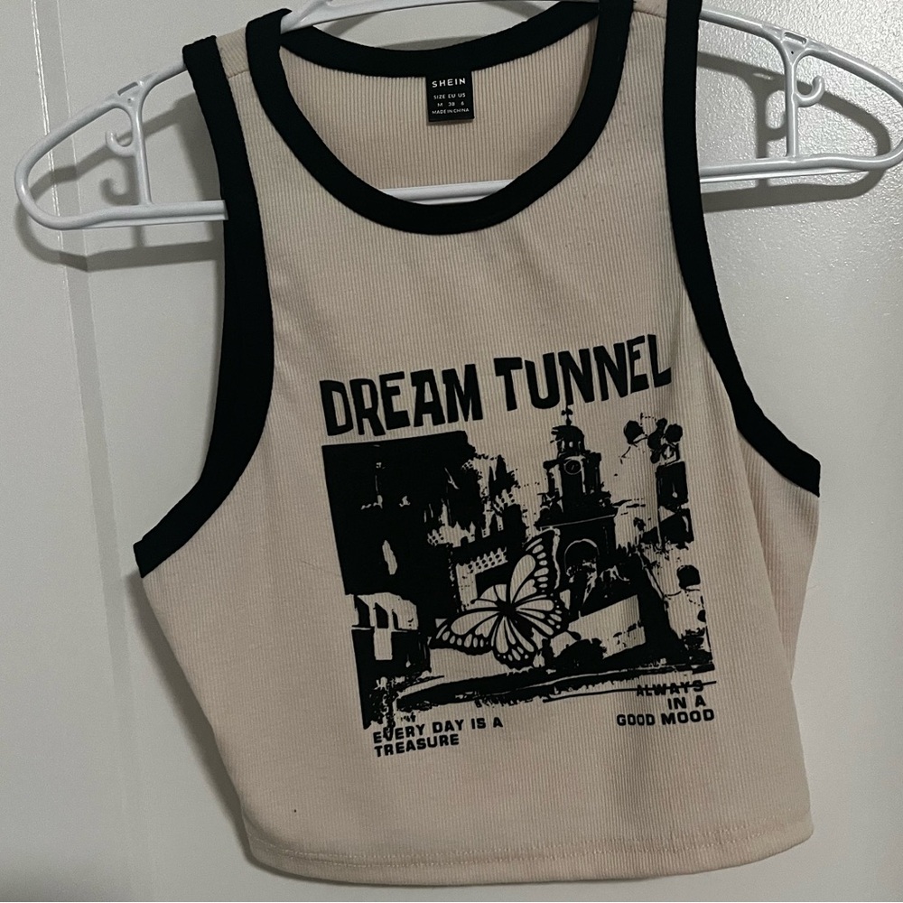 Cropped cream and black graphic tank top